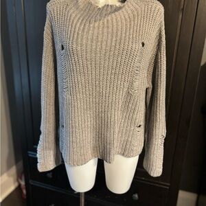 RD Style Distressed Knit Sweater in Gray